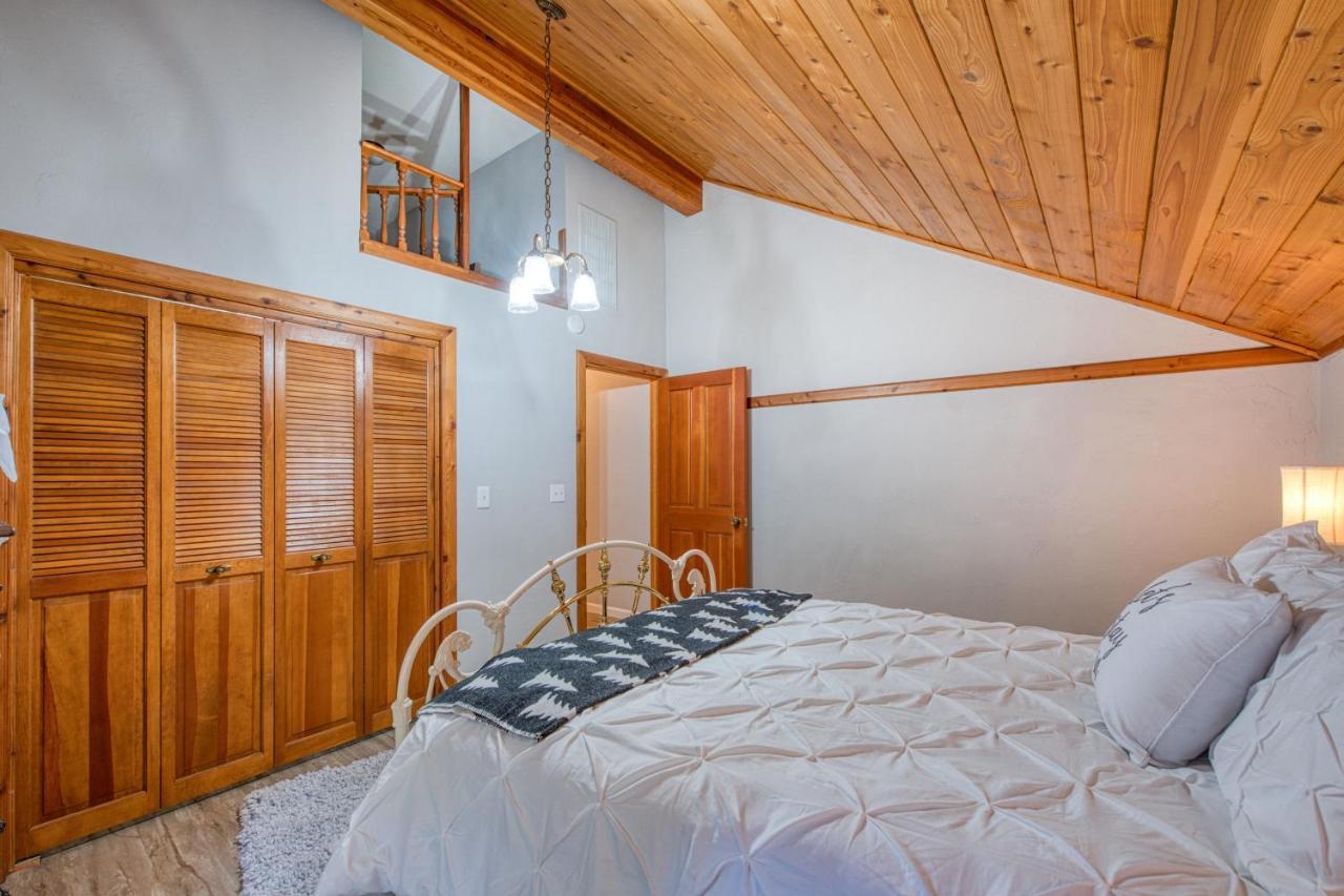 Apple Blossom Lodge Shaver Lake Bagian luar foto